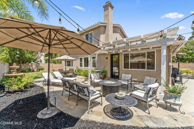 4543 Silverbell Circle, Moorpark CA: https://media.crmls.org/mediaz/f654d159-1c4f-4868-b823-407d08a9da35.jpg