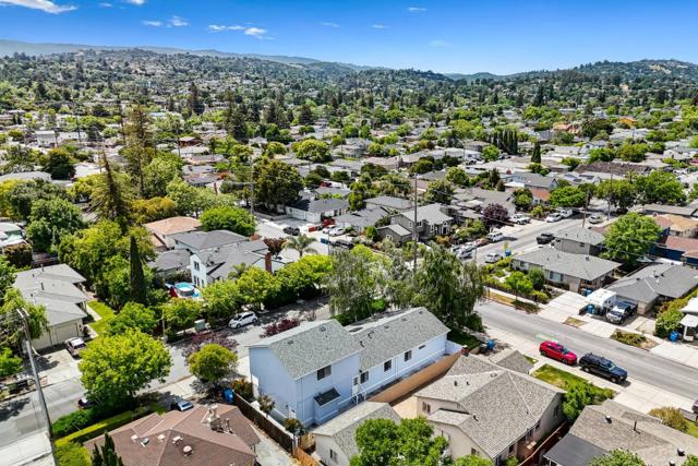 1105 Valota Road, Redwood City CA: https://media.crmls.org/mediaz/f6561c28-07d2-4ef8-b487-d0feb2ada5c1.jpg