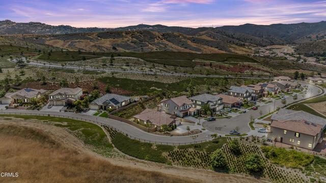 566 Purple Sage Lane, Simi Valley CA: https://media.crmls.org/mediaz/f65752bb-1c75-4ee3-bc8e-0271ce34fbbc.jpg