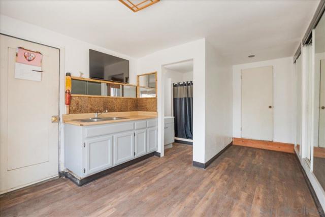 2931 Dahlia St, San Diego CA: https://media.crmls.org/mediaz/f657d0ad-1c92-474f-8bb7-a60aa09aa942.jpg