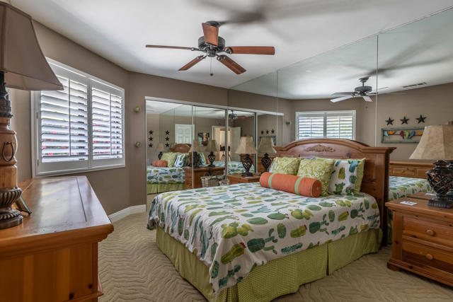 39432 Narcissus Way, Palm Desert CA: https://media.crmls.org/mediaz/f6583844-8a49-4841-aa81-d315fda21e96.jpg