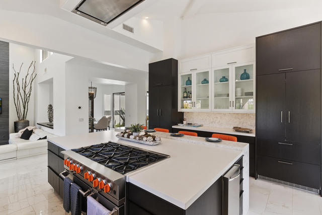 54841 Inverness Way, La Quinta CA: https://media.crmls.org/mediaz/f658d887-e91d-48f1-b226-6413d7132d16.jpg