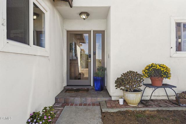 400 Alosta Drive, Camarillo CA: https://media.crmls.org/mediaz/f6592b53-a5fd-4210-8255-6ec949ee9a69.jpg