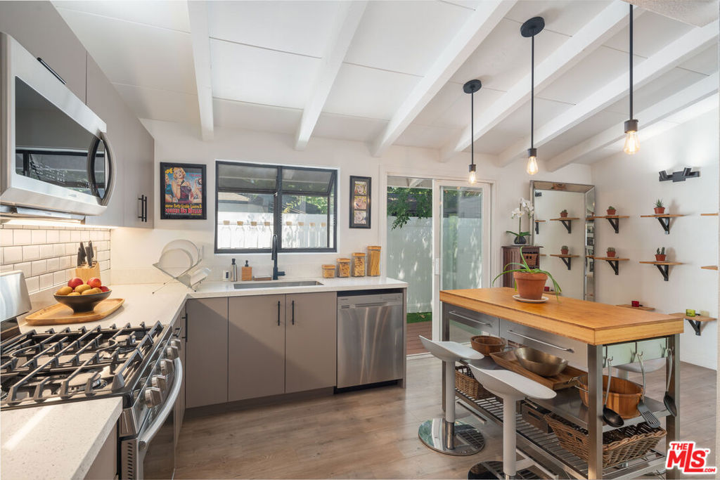 MLS #25576357 image #5