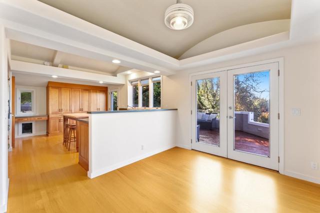2222 Ocean Street, Santa Cruz CA: https://media.crmls.org/mediaz/f65976b4-cb82-4f92-828b-0084f54cea82.jpg