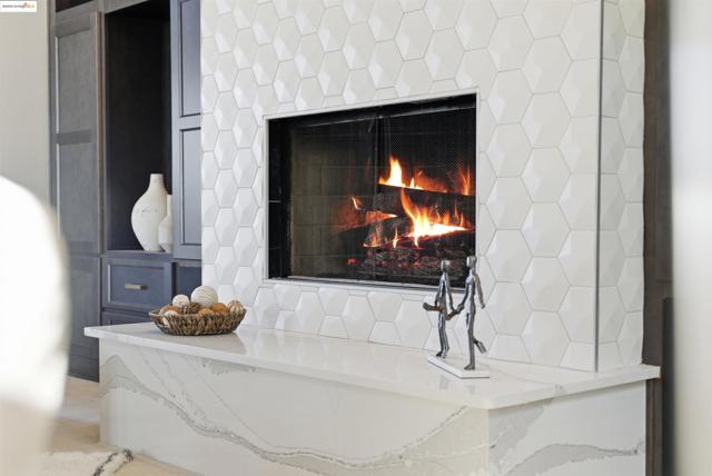 6413 Gwin Ct, Oakland CA: https://media.crmls.org/mediaz/f659dfa4-9645-4739-a4d5-4f9bd4c22af2.jpg