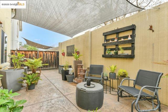 31 Ashton Court, Pittsburg CA: https://media.crmls.org/mediaz/f65b879e-d6cb-45b0-a03d-7d27aeb63375.jpg