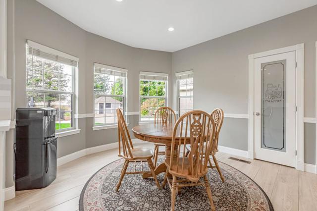560 Tevis Trail, Hollister CA: https://media.crmls.org/mediaz/f65baaf5-adec-4bc3-bfdd-470f92c85c85.jpg