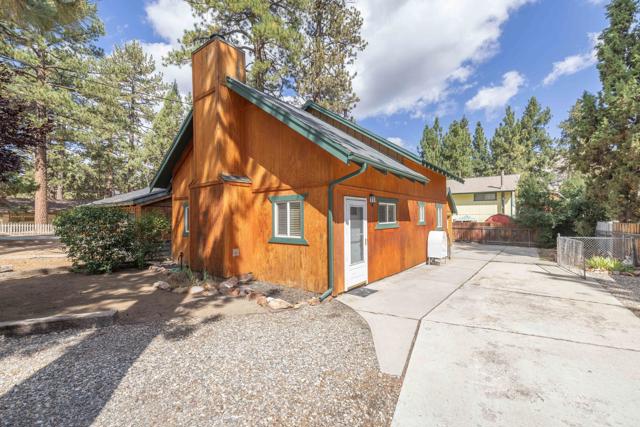 605 Elysian Boulevard, Big Bear CA: https://media.crmls.org/mediaz/f65ca06e-f051-475e-ad65-2892c997f814.jpg