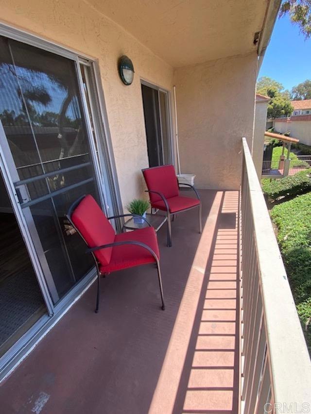 2330 Hosp Way, Carlsbad CA: https://media.crmls.org/mediaz/f65d8fd3-e43a-4890-b836-9d9cd7c7b656.jpg
