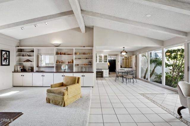 262 Crestwood Avenue, Ventura CA: https://media.crmls.org/mediaz/f65dee44-3826-41a6-b400-c02ad01803ea.jpg