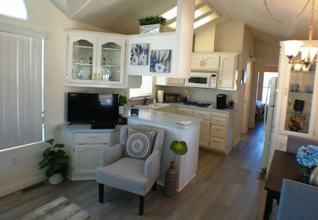 84136 Avenue 44 #135, Indio CA: https://media.crmls.org/mediaz/f65f355f-a614-4818-a911-93e75709303c.jpg