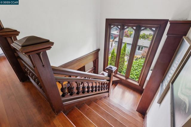 91 Tunnel Rd, Berkeley CA: https://media.crmls.org/mediaz/f6600b32-97d2-4e8f-9659-049c48690c81.jpg