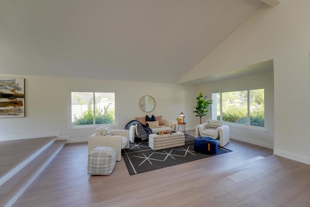 3302 Vista Rocosa, Escondido CA: https://media.crmls.org/mediaz/f661688d-3758-4a15-a9fa-c55c13ec02ee.jpg