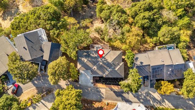 162 Coronado Avenue, San Carlos CA: https://media.crmls.org/mediaz/f6619927-97a0-40fc-9c5f-47d2214068e5.jpg