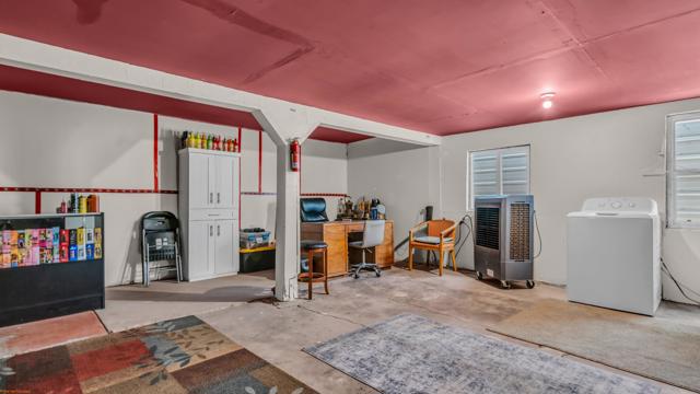 87329 Main St Street, Thermal CA: https://media.crmls.org/mediaz/f66309c1-e770-4de5-a191-70af64b255a0.jpg
