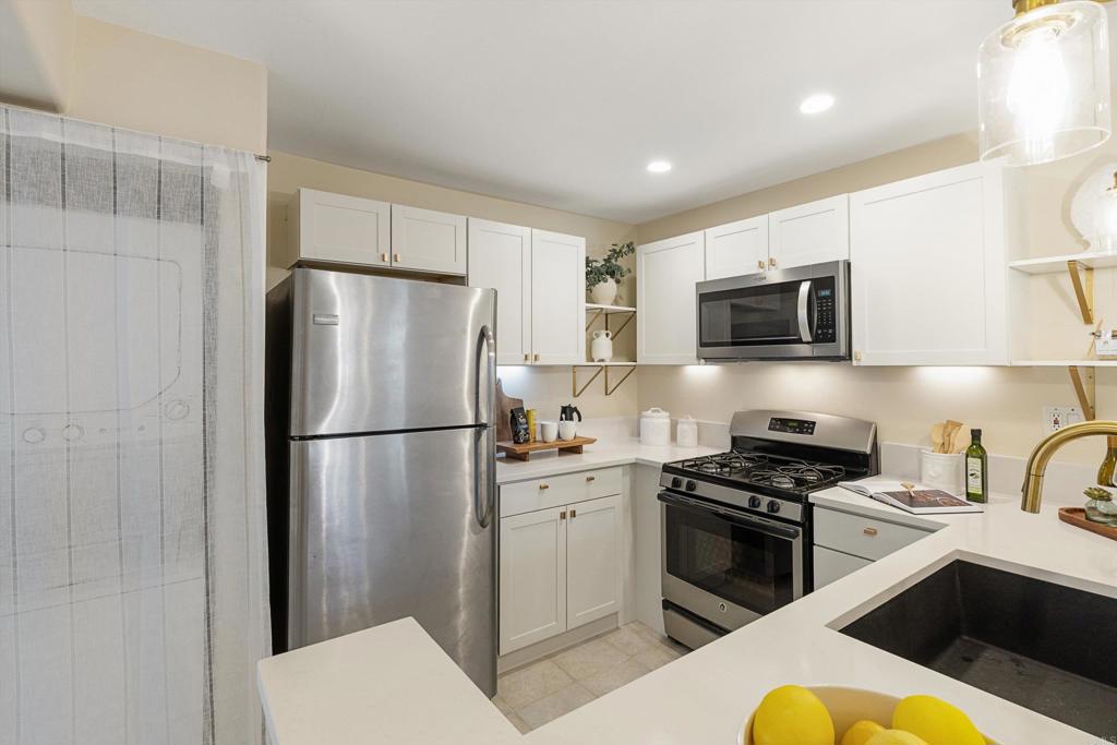 6971 Ballena Way - photo 11