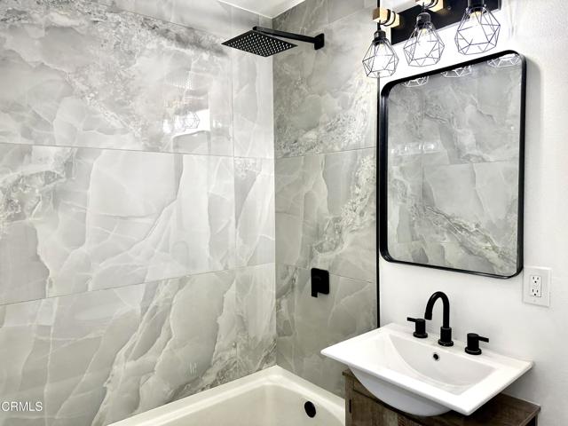 5063 Cypress Lane, Ventura CA: https://media.crmls.org/mediaz/f6634591-534f-4d33-bbfa-7ba2ff79ef80.jpg