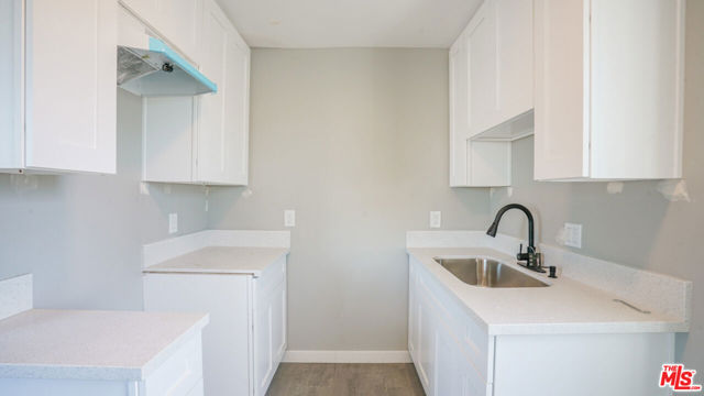 10412 S Figueroa Street, Los Angeles CA: https://media.crmls.org/mediaz/f6637859-9927-48af-9615-71a3f55ceb96.jpg
