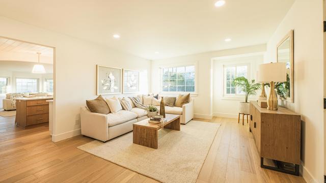 Detail Gallery Image 19 of 63 For 1045 Tarento Dr, San Diego,  CA 92107 - 4 Beds | 4 Baths