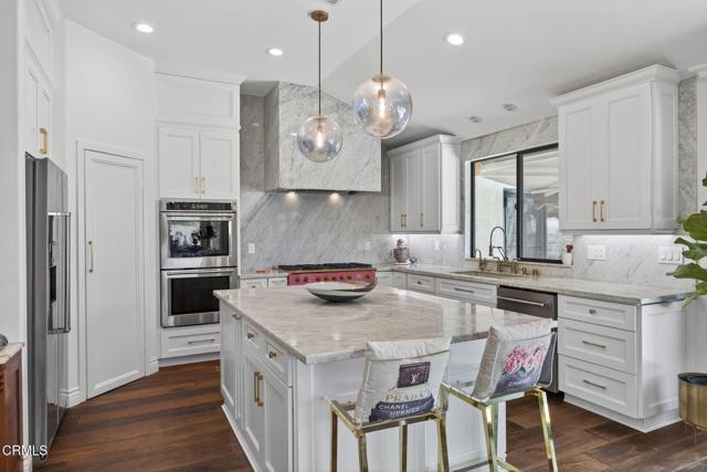 Detail Gallery Image 22 of 75 For 145 Mesa Dr, Camarillo,  CA 93010 - 5 Beds | 4/1 Baths