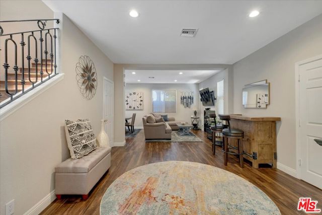 5616 Etiwanda Avenue, 6 photo 6