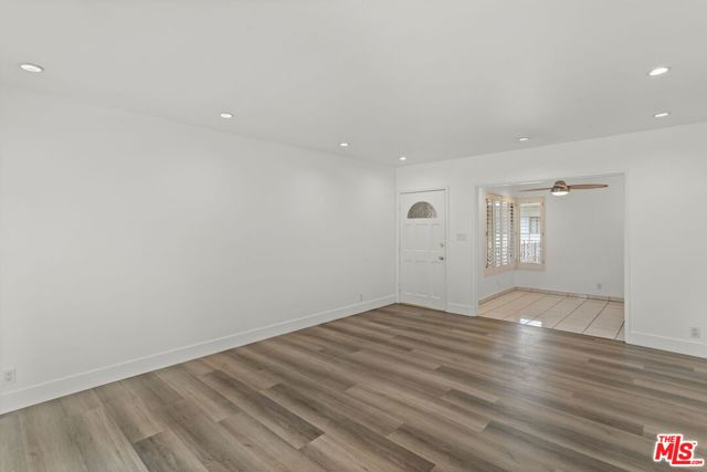 530 Evergreen Street, Inglewood CA: https://media.crmls.org/mediaz/f66757ca-cd3d-499b-a8c3-b1ff3054770a.jpg