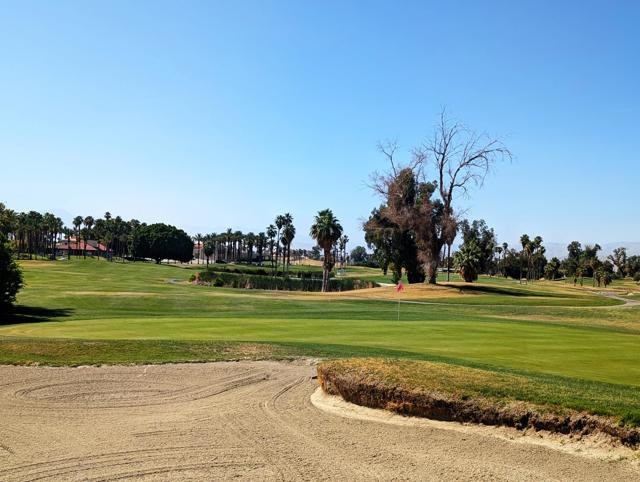 618 Vista Lago N Circle, Palm Desert CA: https://media.crmls.org/mediaz/f66828dd-b3ce-4601-bacc-35f4be979c97.jpg