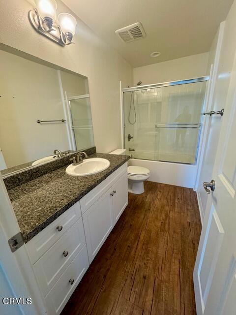 Detail Gallery Image 15 of 26 For 1008 Los Angeles Ave #106,  Ventura,  CA 93004 - 3 Beds | 2 Baths