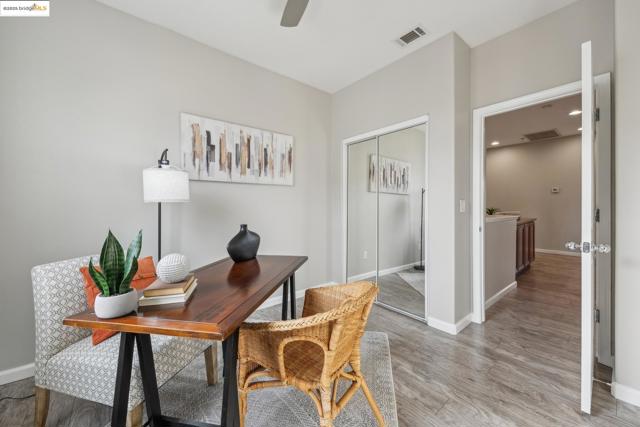 711 Summer Ln, Richmond CA: https://media.crmls.org/mediaz/f668bd21-451e-41e1-850d-a9046912427f.jpg