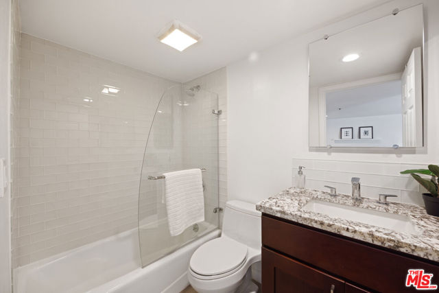 Drew Fenton | 12011 Goshen Avenue Los Angeles CA | MLS: 7095692