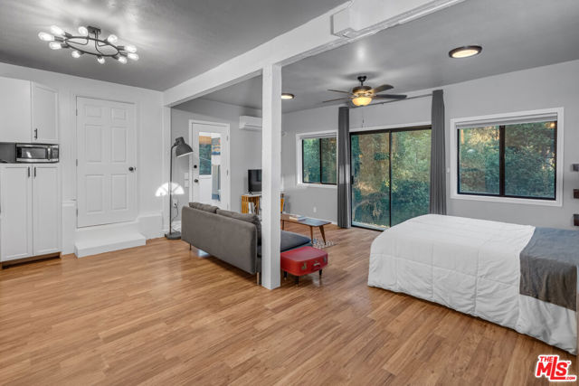 17832 Little Tujunga Canyon Road, Santa Clarita CA: https://media.crmls.org/mediaz/f66ab809-3af4-4c1c-a8b5-e9a6285cd194.jpg