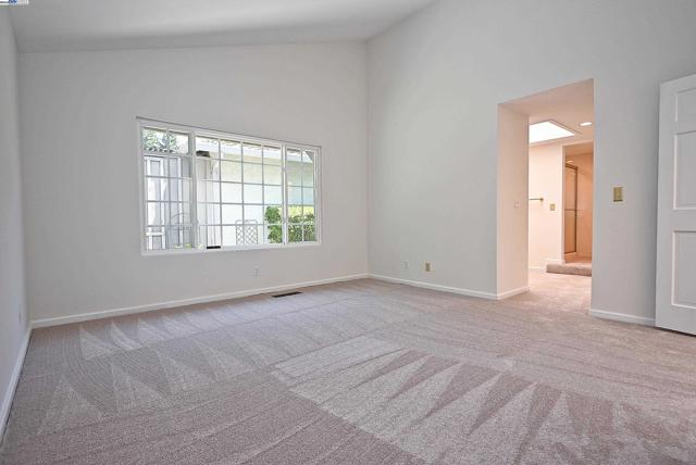 727 Paradise Valley Ct, Danville CA: https://media.crmls.org/mediaz/f66b817f-8a79-436b-915c-a7d4bceeb16f.jpg