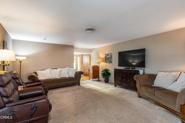 Detail Gallery Image 8 of 41 For 416 Bermuda St, Bakersfield,  CA 93309 - 3 Beds | 2 Baths