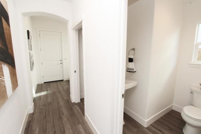 1193 Scout Peak Way, Hollister CA: https://media.crmls.org/mediaz/f66d4982-2db7-429b-81ad-5f6c186548e3.jpg