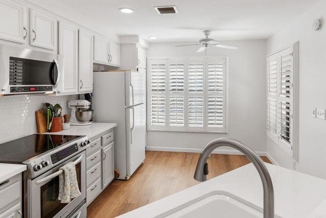 Image 19 of 54 For 9254 Lake Murray Boulevard B