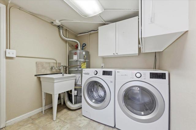 1019 Riverton Drive, San Carlos CA: https://media.crmls.org/mediaz/f66dd43c-2ea3-4174-bcbf-9e33dc48a46d.jpg