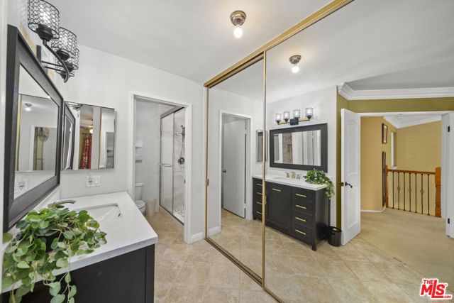 25685 Lupita Drive, Valencia CA: https://media.crmls.org/mediaz/f66e164b-7535-4121-a86a-5c38cea56142.jpg