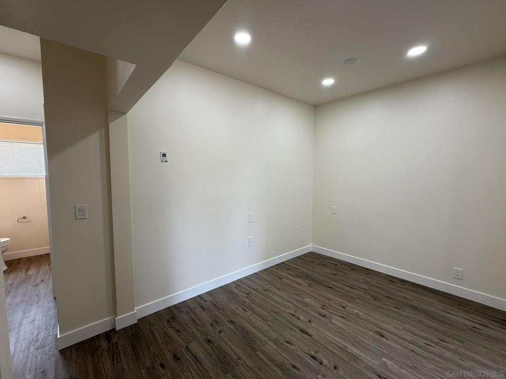 MLS #250033249SD image #9