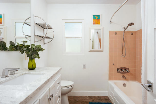 748 N Calle Rolph, Palm Springs, CA 92262