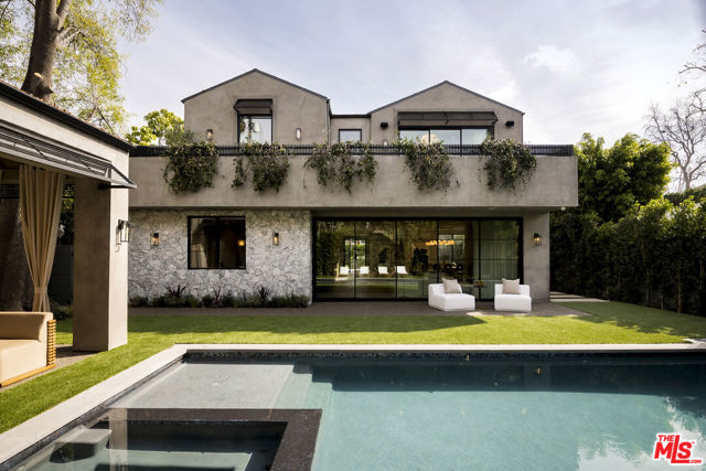 4165 Nagle Avenue, Sherman Oaks CA: https://media.crmls.org/mediaz/f66e6a37-801a-45bd-aba4-0dd3520119b9.jpg