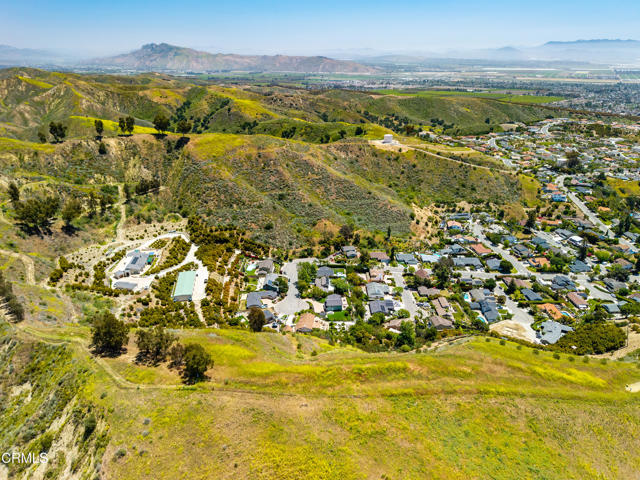 1251 Via Cielito, Ventura CA: https://media.crmls.org/mediaz/f66e8371-b4f4-49e0-9dd4-4df7a694cc43.jpg