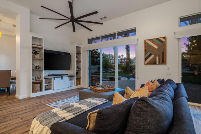 80030 Via Valerosa, La Quinta CA: https://media.crmls.org/mediaz/f66e87c4-c0a5-49d8-8154-23544c2b4b71.jpg