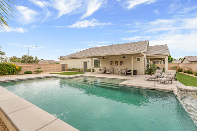 Image 35 of 48 For 42897 Cusino Court