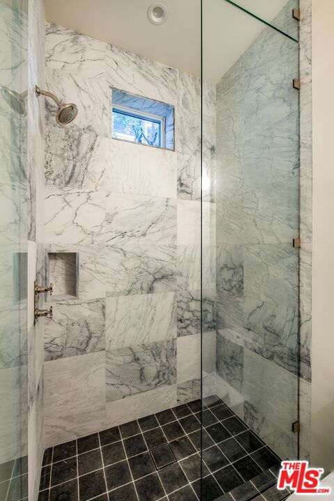 4209 Vantage Avenue, Studio City CA: https://media.crmls.org/mediaz/f66e95c0-a893-4663-aafd-dc6c867045bb.jpg