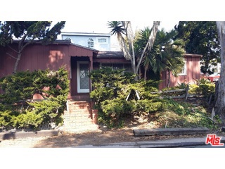 2701 OAK Avenue, Manhattan Beach, California 90266, 2 Bedrooms Bedrooms, ,1 BathroomBathrooms,Residential,Sold,OAK,15889023