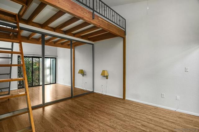5233 Caminito Cachorro, San Diego CA: https://media.crmls.org/mediaz/f66ee951-0483-45dc-80a8-3e28d81a09f9.jpg