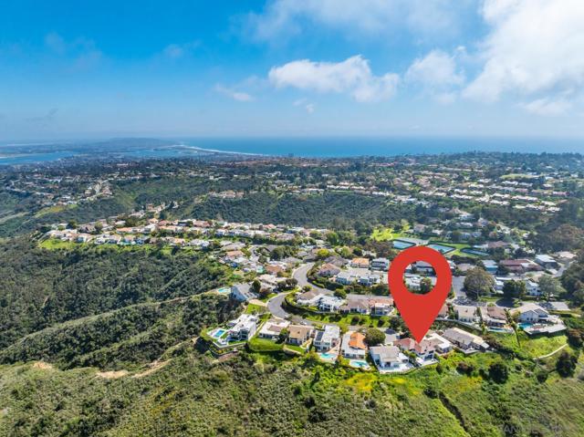 6675 Caminito Lindrick, La Jolla CA: https://media.crmls.org/mediaz/f66f3a78-5e4b-429b-a6f7-c405b672834a.jpg