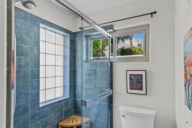 Image 22 of 38 For 52505 Avenida Alvarado