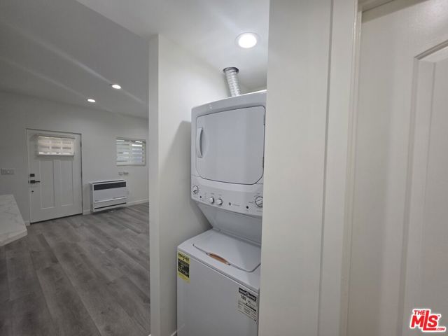 25226 Loytan Street, Torrance, California 90505, 2 Bedrooms Bedrooms, ,1 BathroomBathrooms,Residential Lease,Sold,Loytan,25614351